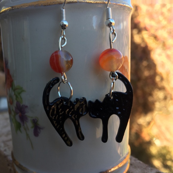 Orange Agate Black Cat Dangle Earrings - Picture 5 of 5